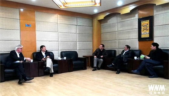 中鼎公司董事长夏鼎湖来皖南电机参观考察 中鼎公司董事长夏鼎湖来皖南电机参观考察